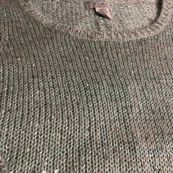 Green Sequins Sweater - Picture 5 of 7
